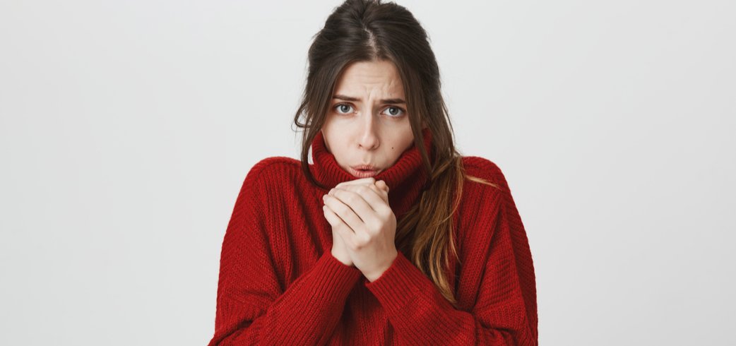 Brividi di freddo senza febbre? Cosa fare e perché vengono
