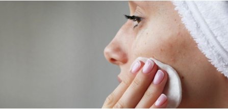 SOS acne in età adulta: quali sono le cause e come intervenire?