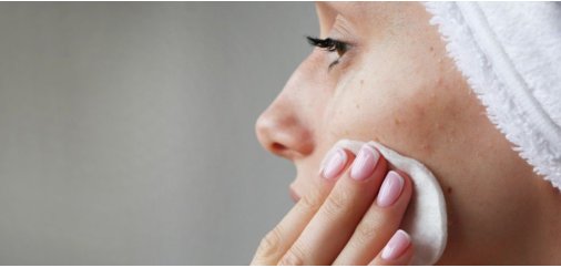 SOS acne in età adulta: quali sono le cause e come intervenire?