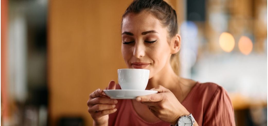 Verità e falsi miti: bere caffè fa male? Tutto sugli effetti della caffeina