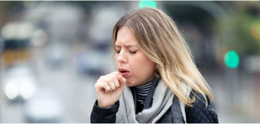 Cosa fare per calmare la tosse? 5 rimedi per dare sollievo alla gola