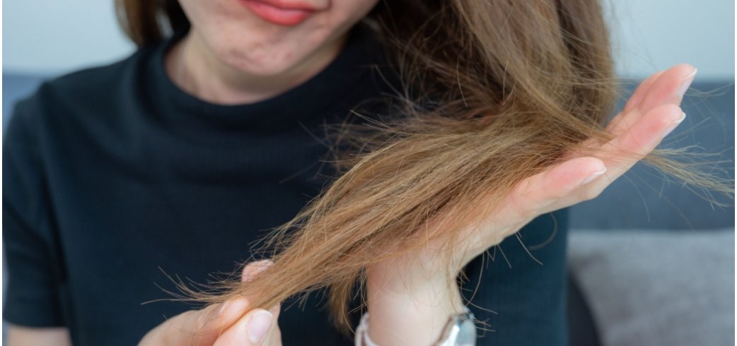 Addio effetto crespo! Ecco i 10 migliori prodotti per capelli rovinati