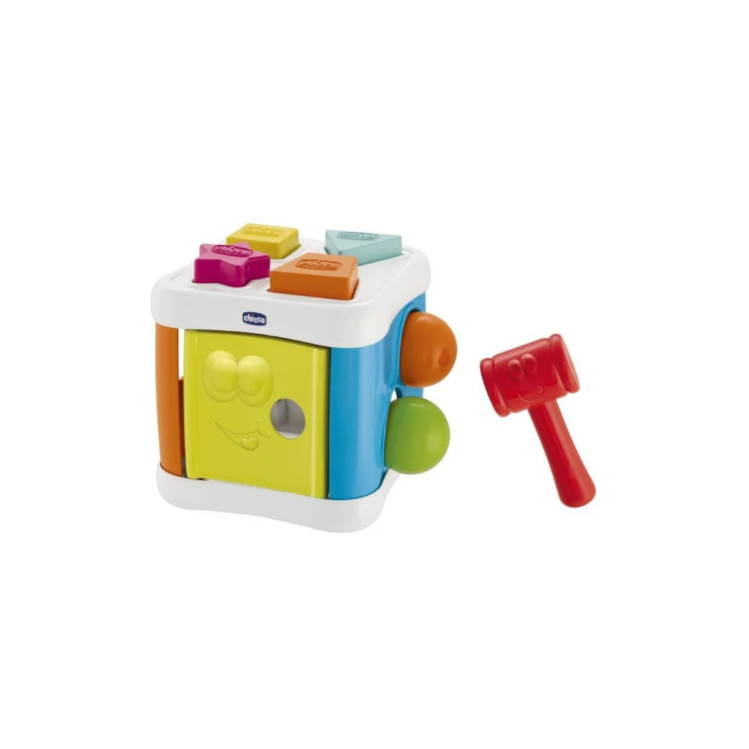 Chicco Cubo Incastra E Martella 2 In 1, Gioco Forme E Incastri Per Bambini Con 4 Forme Geometriche, 2 Sfere E Martello Giocattolo, Cubo Multiattività - Giochi Educativi 10 Mesi - 3 Anni-image